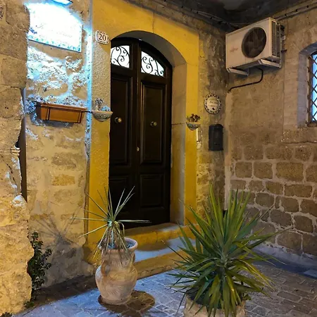 Torre Adelasia Гостевой дом